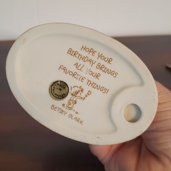 Vtg Betsey Clark "Hope Your Birthday Brings All Your Favorite Things" Figurine - Picture 8 of 8